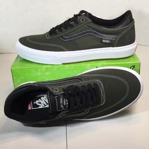 NWT Vans Gilbert Crockett Pro Skate Shoes Women’s 8